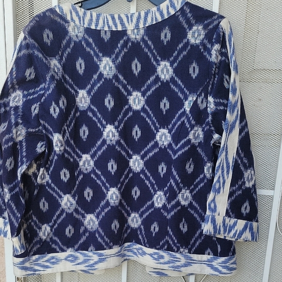 Chicos Blue and White Size 1 Patterned Jacket - Picture 6 of 7